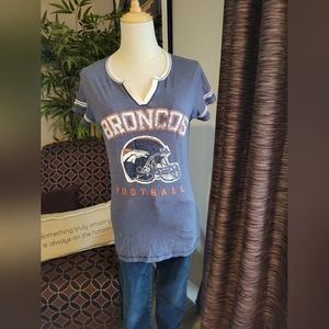 Denver Broncos t-shirt